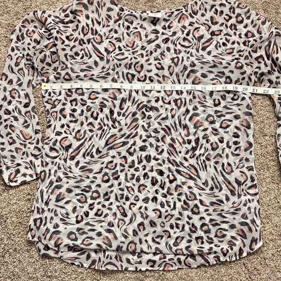 CAbi LeopardTunic Blouse - Picture 4 of 7